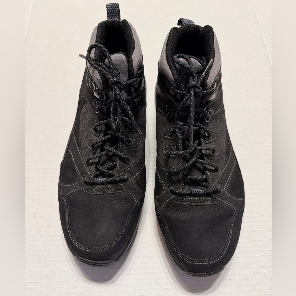 Rockport Men's Black winter boots, sz 12